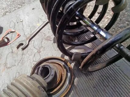 Пружины передние альмера