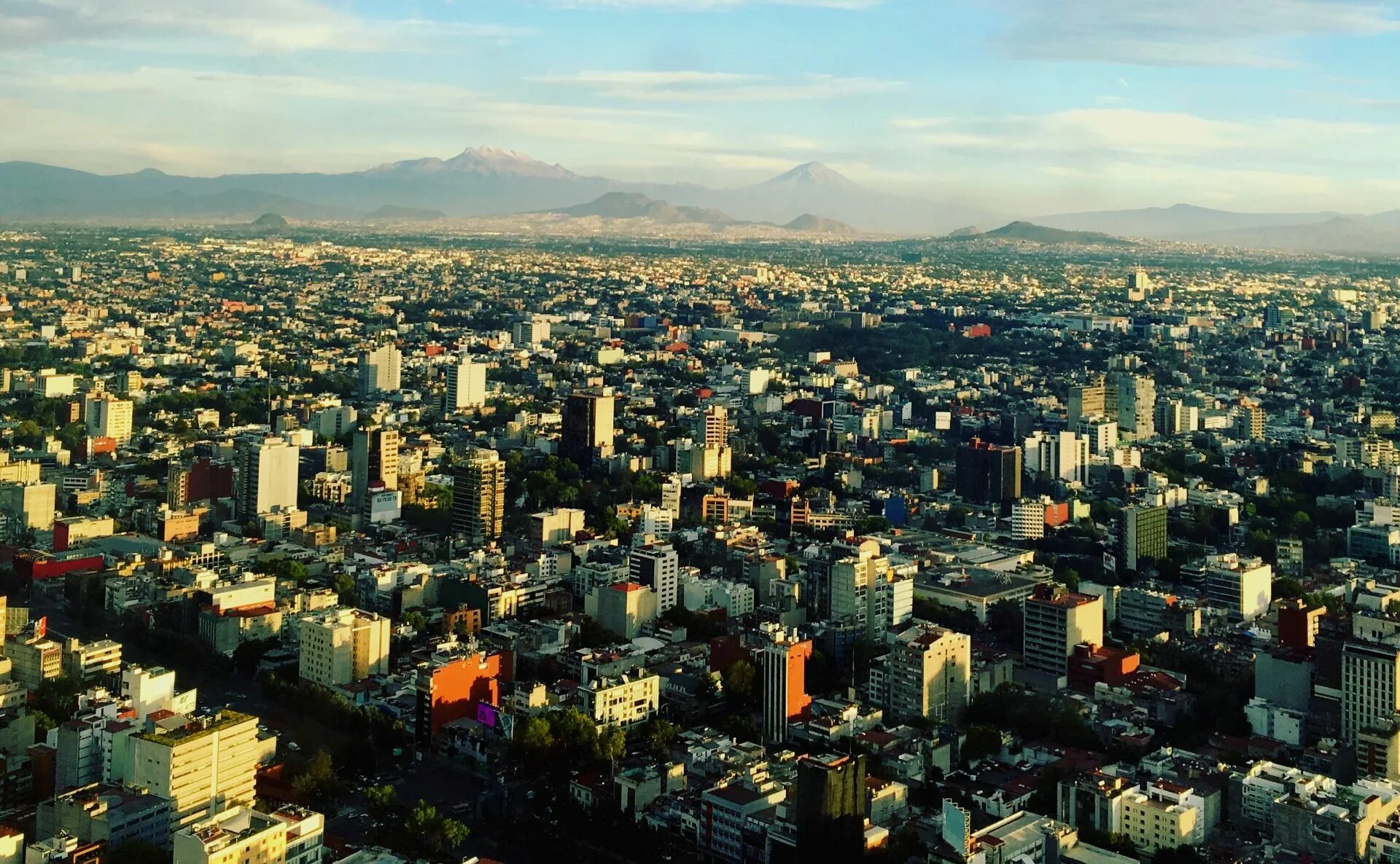 Самые большие города мексики. Климат города Мехико. Мехико с воздуха. 2000 Мехико Сити | Mexico City. Мехико смог.