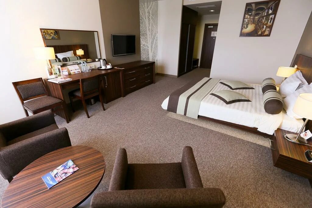 Гостиница иваново бест. Отель бест вестерн иваново. Best western русский манчестер. Бубнова, 44, иваново. Отель best western иваново.