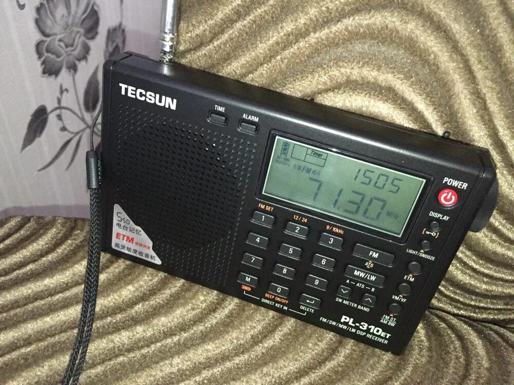 Tecsun pl-330. Радиоприемник Tecsun pl-330. Портативный цифровой всеволновый радиоприемник pl-330. УКВ радиоприемник цифровой Тексун. Укв св