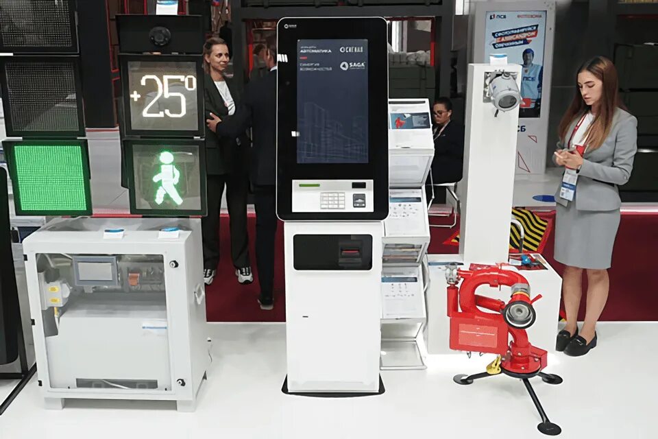 First atm. Сага с200 терминал. Банкомат s-200 ATM. Банкомат Saga s-200атм. Saga s-200 атм.