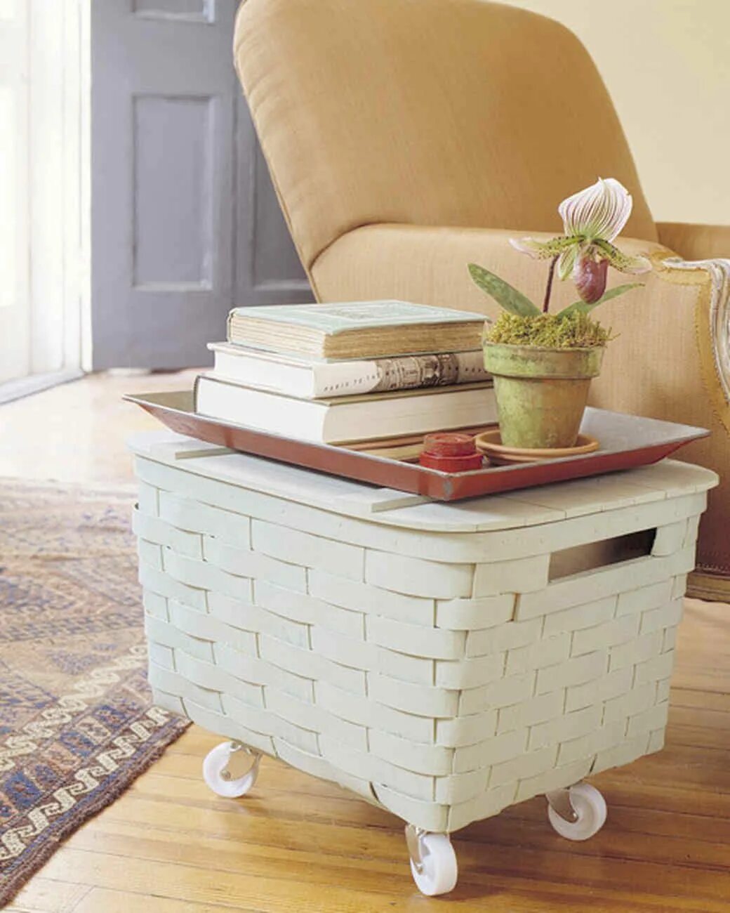 Storage table