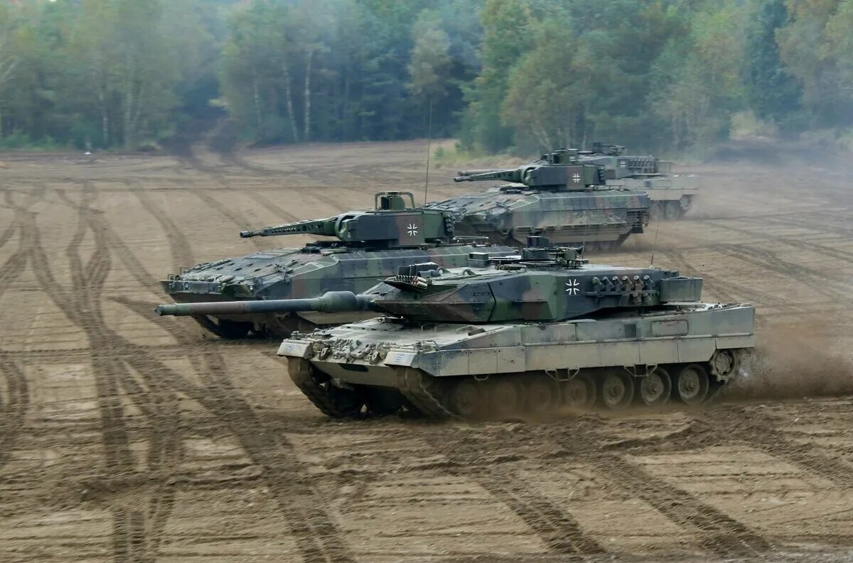 Боевой танк леопард 2а6. Леопард 2а7. танк леопард 2а6. leopard 2a5 бундесвер. leopard 2 бундесвер.