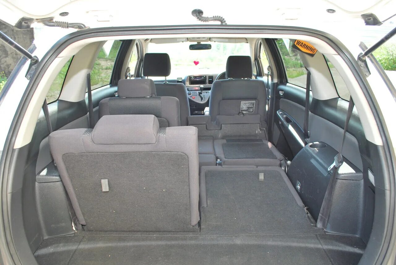 тойота wish 2015 рестайлинг. тойота виш 2008 салон. автобокс на toyota wish. тойота виш 2023. тойота виш 2017 салон.