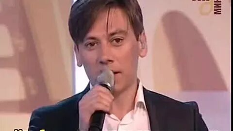 Сцена минус