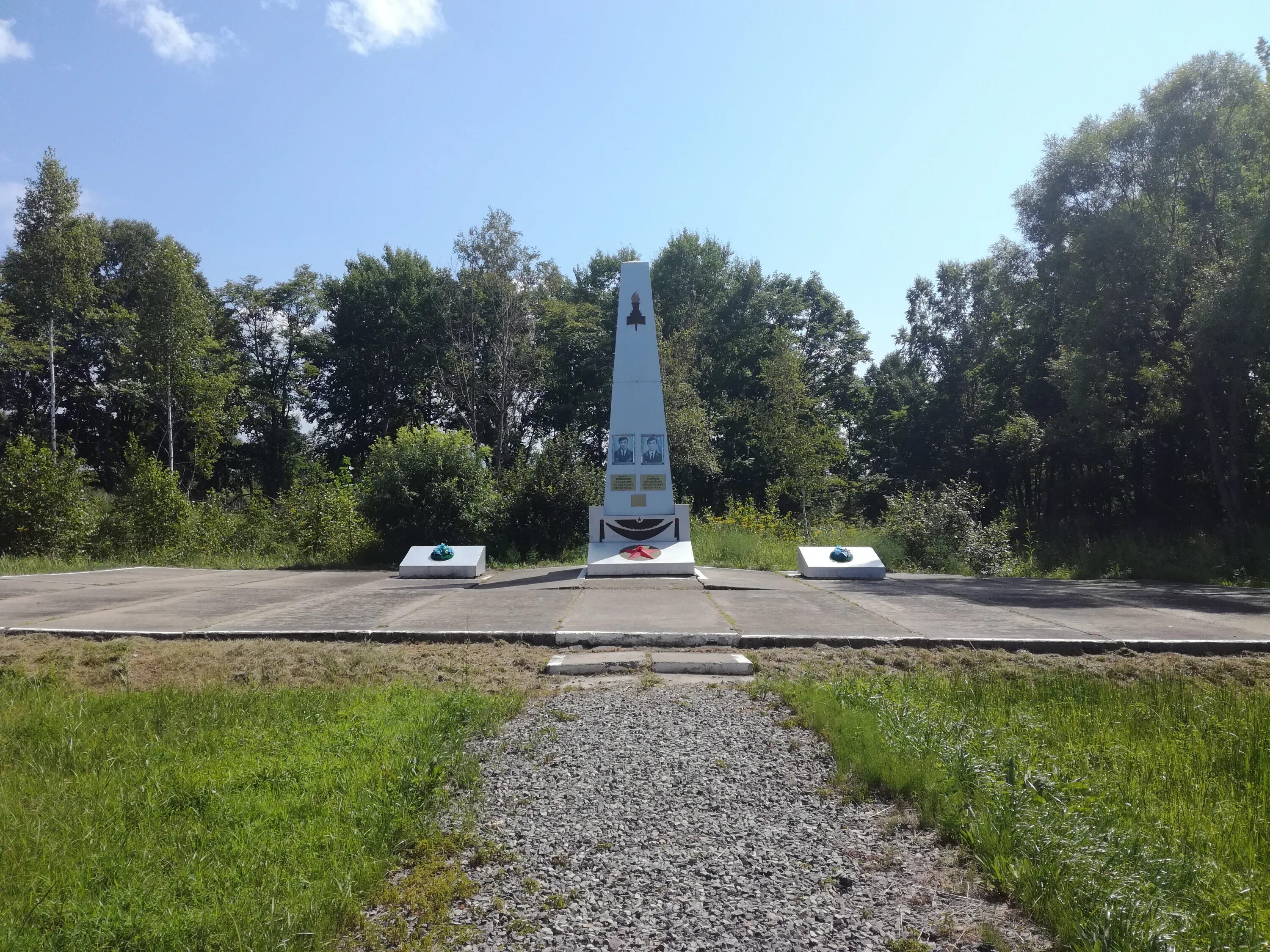 Памятник летчикам в с. Новосысоевка. Село Новосысоевка Приморский край. Новосысоевка Яковлевского района. Яковлевский район Приморский край. Чкаловский район приморский край