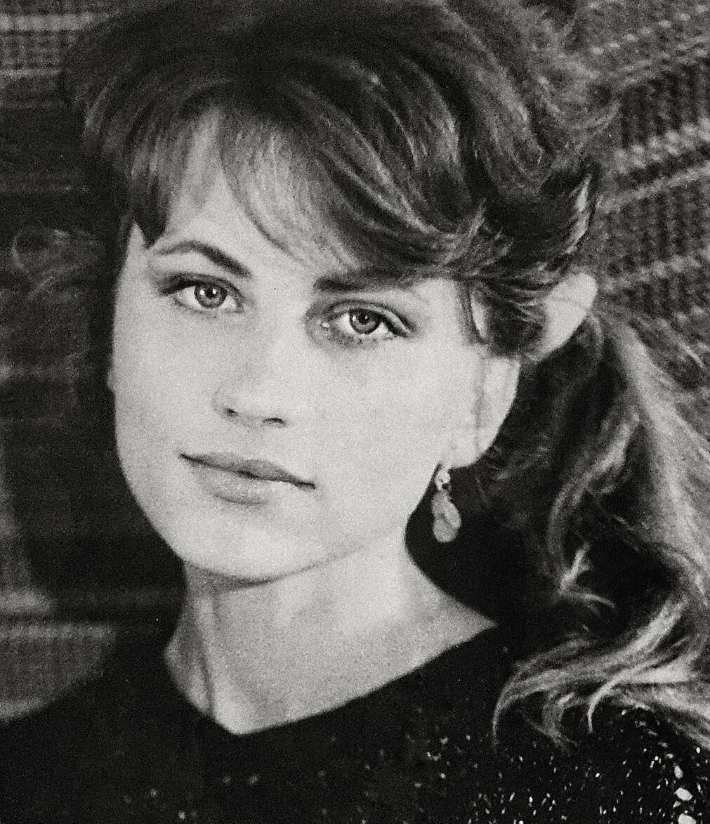Сколько лет певице ирине нельсон. Ирина нельсон в молодости. ирина не́льсон в молодости. ирина нельсон в детстве. ирина нельсон фото в молодости.