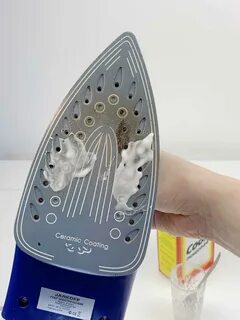 Чем оттереть от утюга ткань