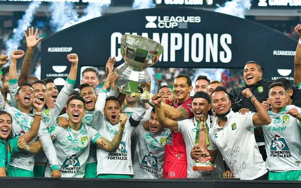 Лига cup. Leagues Cup. 2023 Leagues Cup. Игроки Винерджи кап. Leagues Cup MLS И MX трофей.