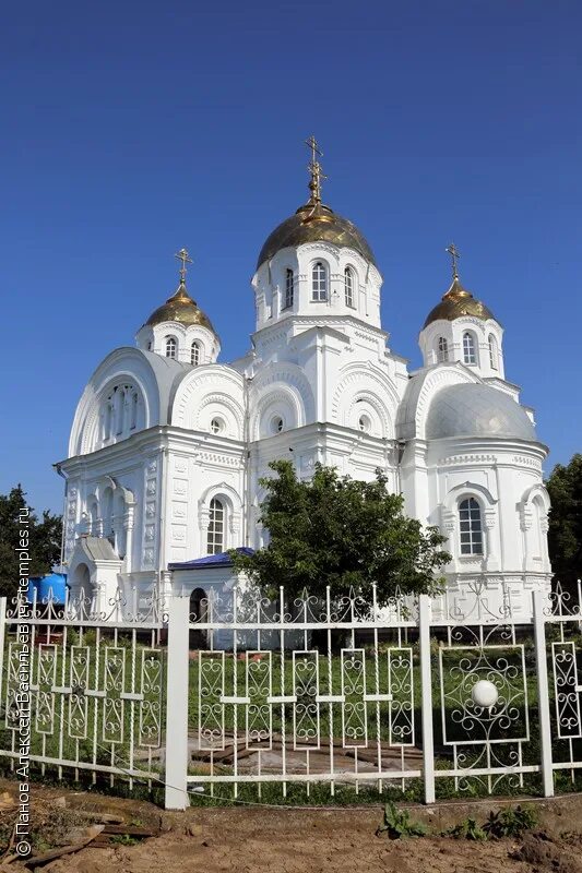 Погода в станице динской краснодарский край. Станица Пластуновская Краснодарский край Церковь. Станица Пластуновская Вознесенская Церковь. Храм Вознесения Господня Пластуновская. Свято Вознесенский храм станица Пластуновская.