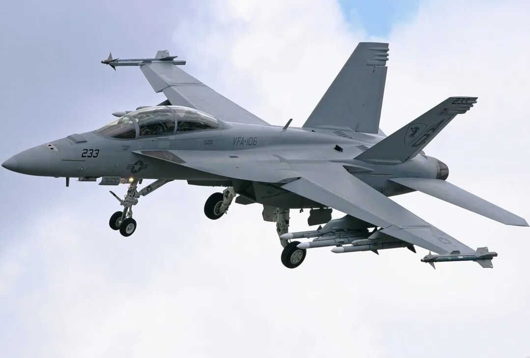 F 18 ru. F-18e супер Хорнет. F 18 Hornet. F-18 super Hornet. Боинг f/a-18e/f супер Хорнет.