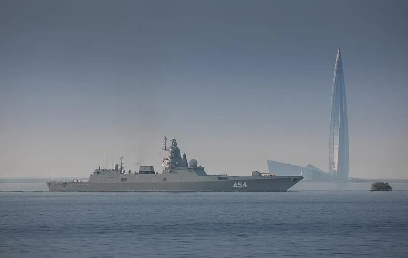Why does the frigate "Admiral Gorshkov" need the ICRC "Liana"