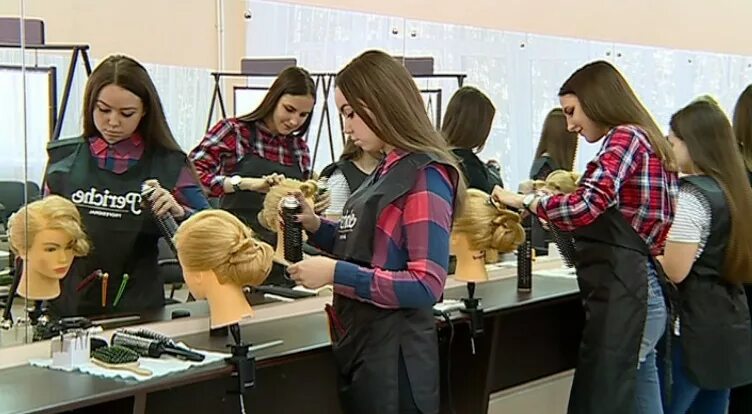 Малого бизнеса нижний новгород. Нижегородский колледж малого бизнеса нижний новгород. нкмб колледж нижний новгород. колледж нижний новгород после 9 малого бизнеса. вузы на парикмахера.