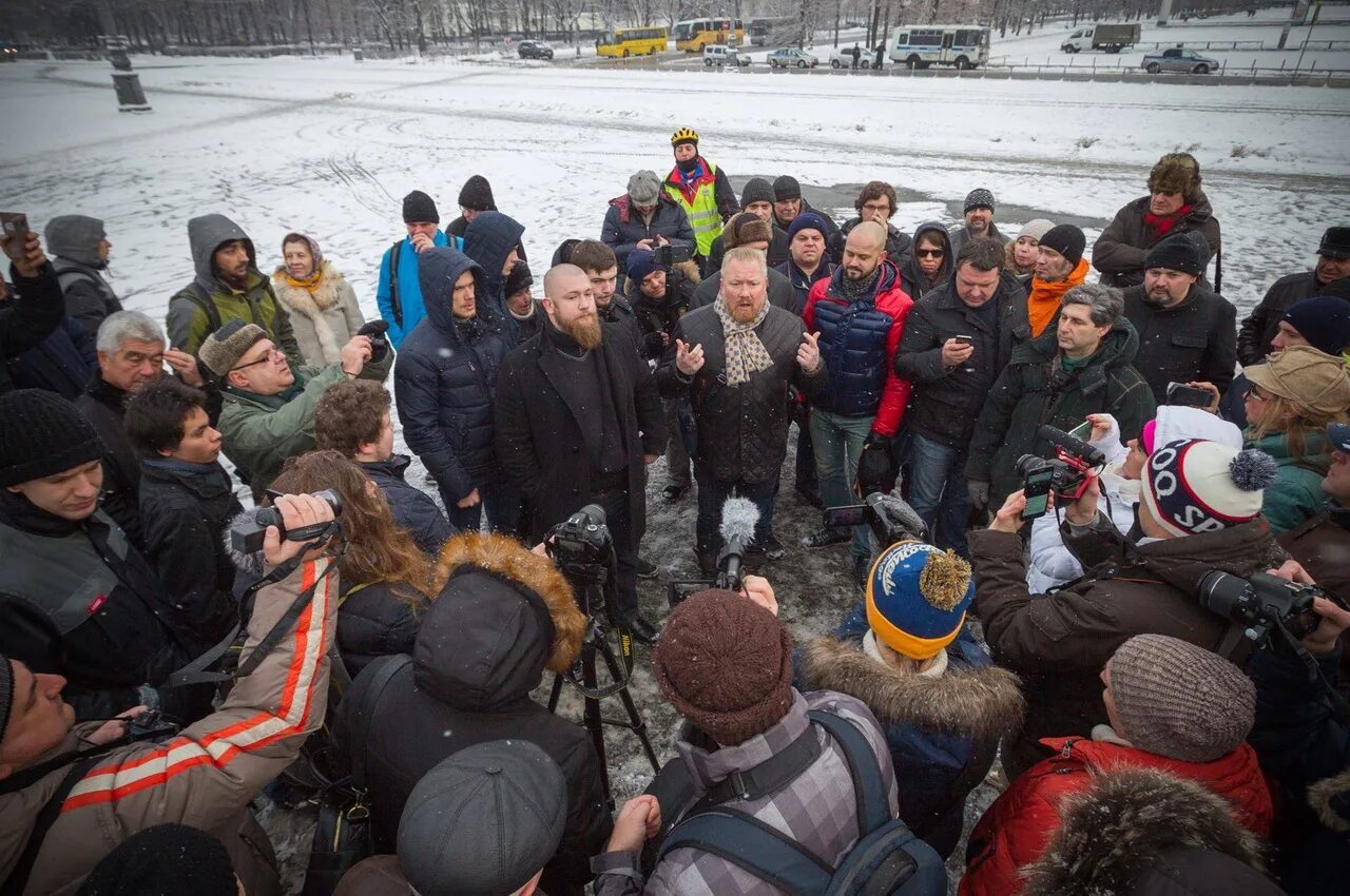 Новая оппозиция это. Прогулки оппозиции. Народный сход. Новая оппозиция. Борьба с новой оппозицией.