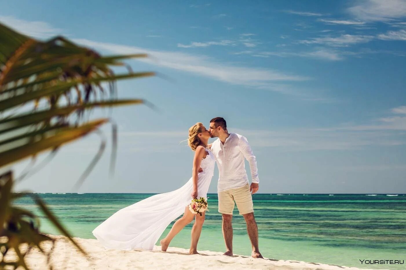 Медовый месяц время. Доминикана свадьба. Доминикана свадебное путешествие. Свадьба в Доминикане. Свадебная фотосессия на Мальдивах.