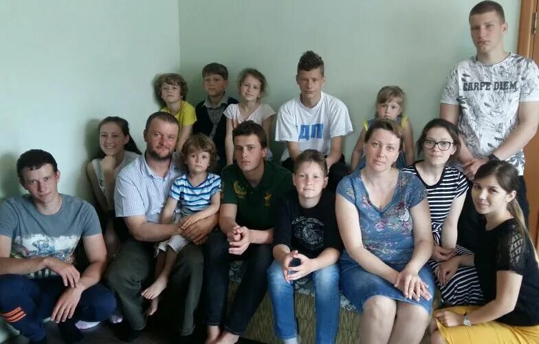 Многодетные семьи в приморском крае. Многодетные семьи в приморском крае. Выплаты на третьего ребенка в 2021 в приморском крае. Многодетные семьи приморский край. Многодетная семья из владимиро александровского.