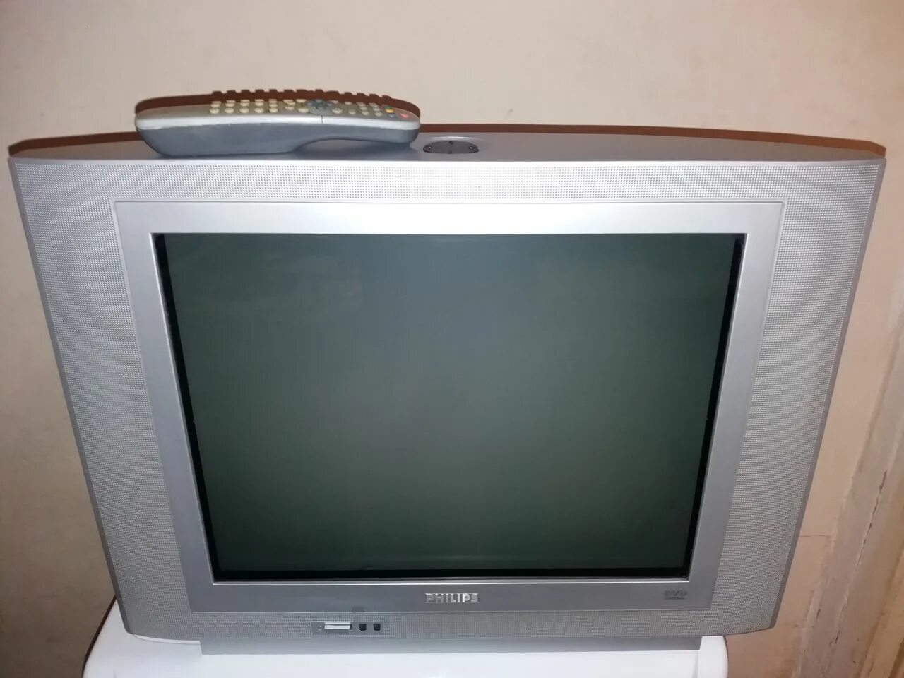 Кинескопный телевизор Philips 54 см. ЭЛТ телевизор Philips 54 см. Телевизор Philips Matchline 54 см. Телевизоры ЭЛТ Филипс 32. Филипс старой модели