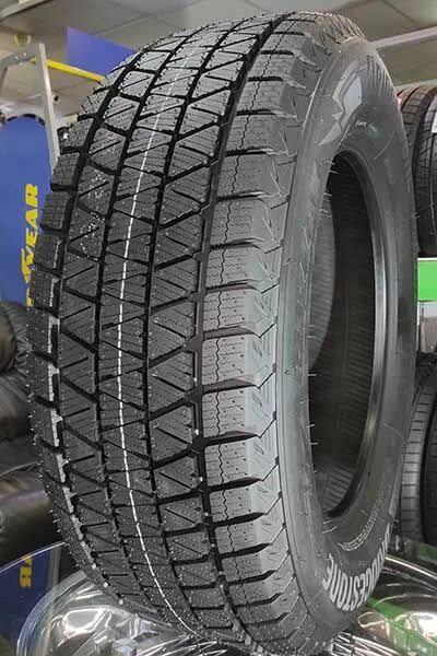 Bridgestone dm v3 245 45 r20. Blizzak dm-v3. bridgestone dm-v3. blizzak dm-v3 22555 r18 98t. зимние шины bridgestone blizzak dm-v3.