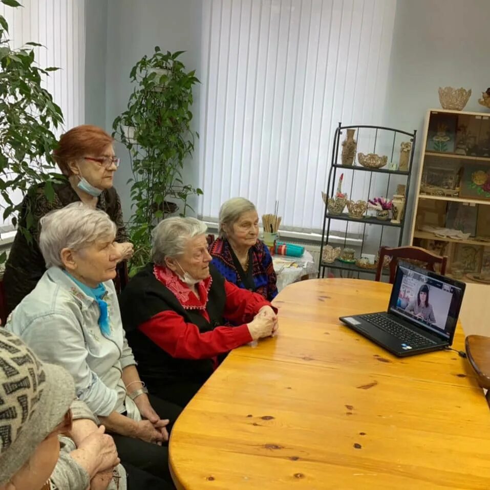 Обучение долголетию. Московское долголетие для бабушек. Московское долголетие обучение. Активное долголетие Димитровграда. ЦСО Фили Давыдково на Кастанаевской активное долголетие.