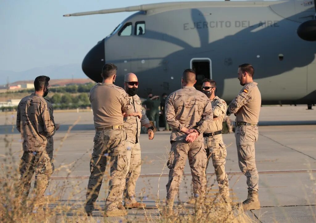 Солдаты НАТО. США В Афганистане. Американцы в Афганистане фото. Казнили натовских солдат. Нато коррупция