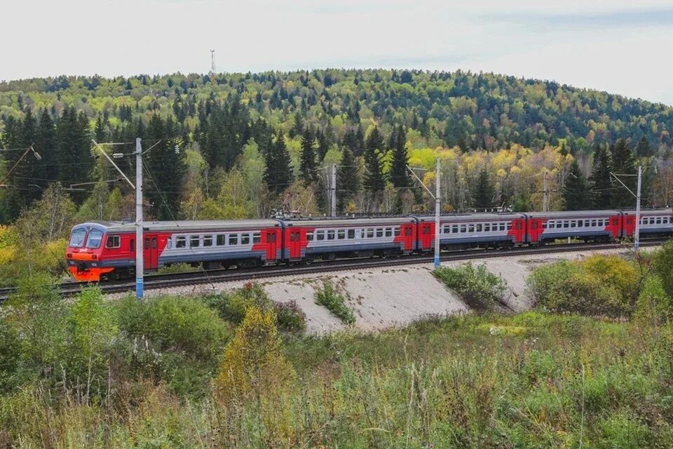 Красноярск Красноярская железная дорога. Железная дорога Красноярск-Ачинск. Станция Кошурниково Красноярский край. Станция кварцит Красноярская железная дорога.