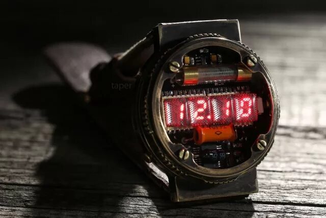 Часы Metro 2033. Метро 2033 часы Артема. Наручные часы Metro 2033. Metro 2033 watch. Часы из метро купить