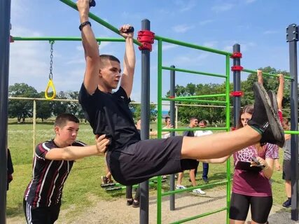 Спорт молод