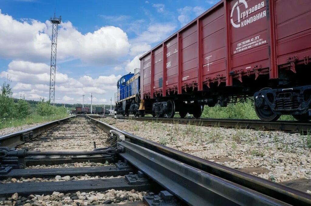 Вагонная отправка. Полувагон ПГК. Ж.Д. вагоны ПГК. Крытый вагон ПГК. Полувагон 1 грузовая компания.