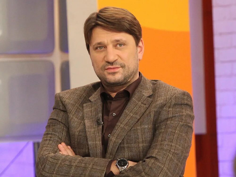 Кто ведет на твц. Доктор и твц. врач ведущий программу на телевидение. ведущие твц.
