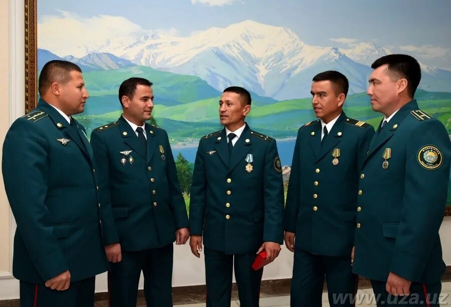 Ташкент форма. Форма полиции узбекистана. Новая форма милиции узбекистана. Военный школа форма самарканд. Ташкент форма.