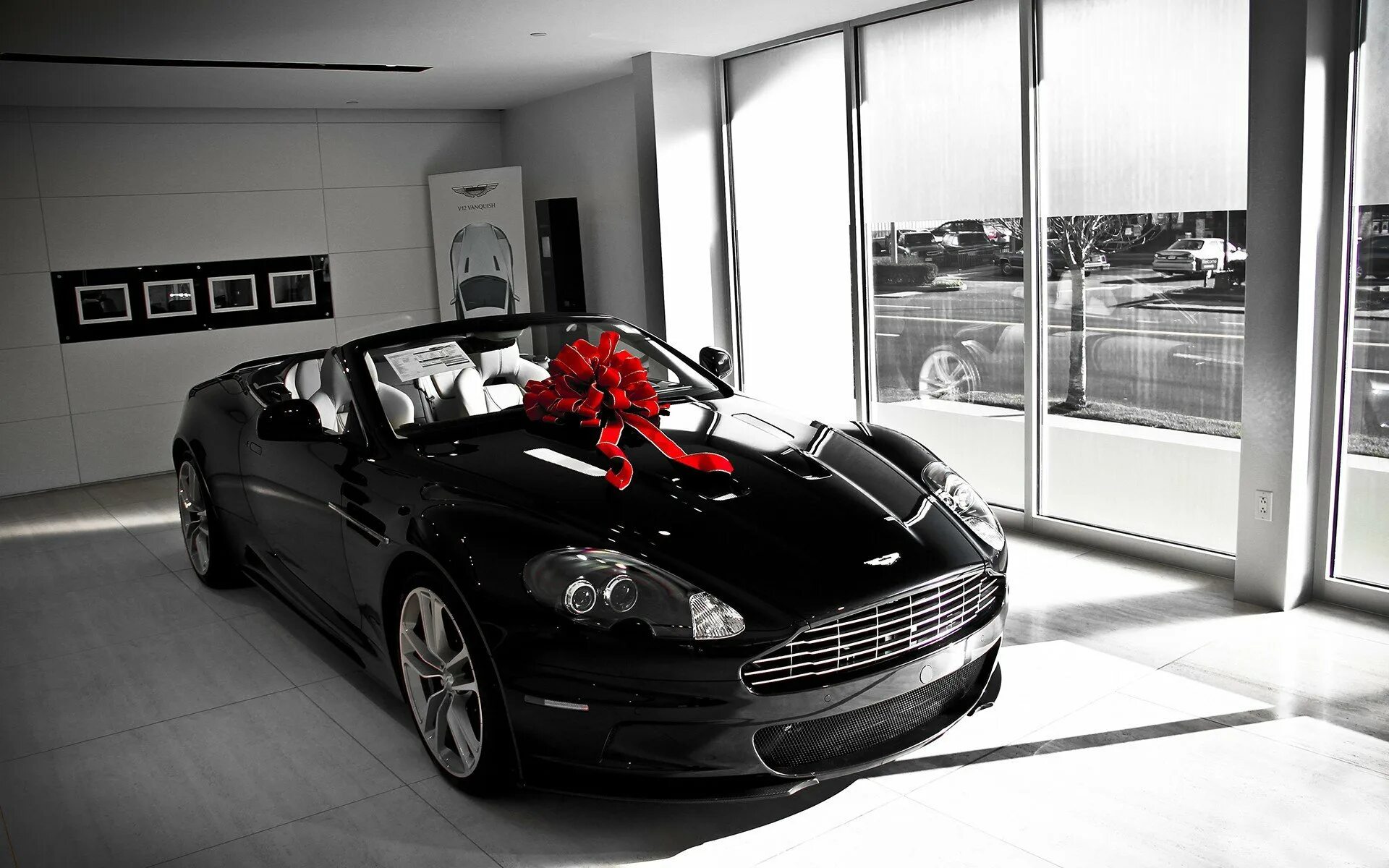 Очень люблю свою машину. Aston Martin db9. Aston Martin db9 красный.