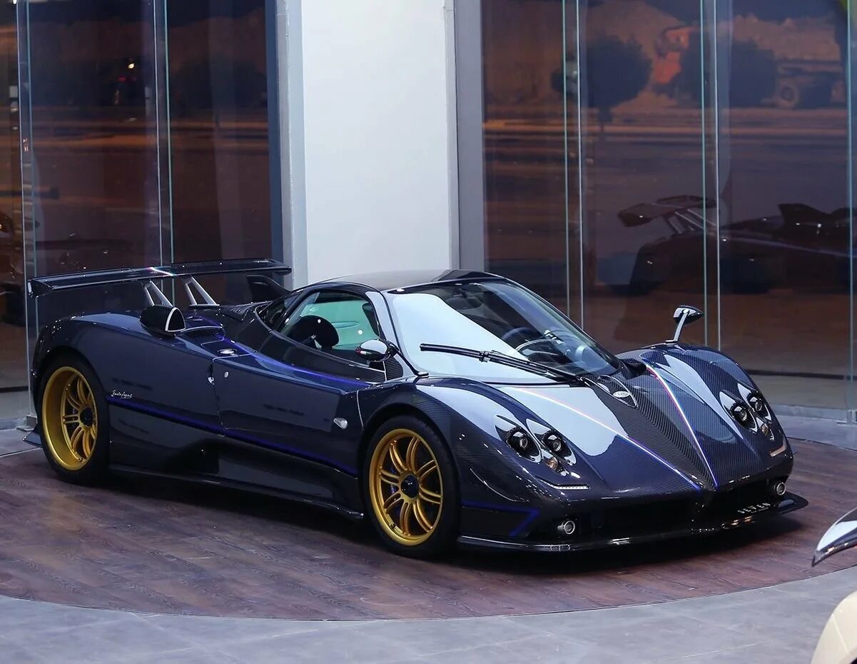 Новая зонда. Пагани зонда. Автомобиль Pagani Zonda. Pagani Zonda z. Пагани зонда 2017.