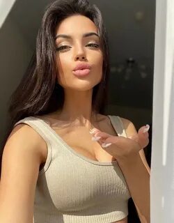 Anastasia vi