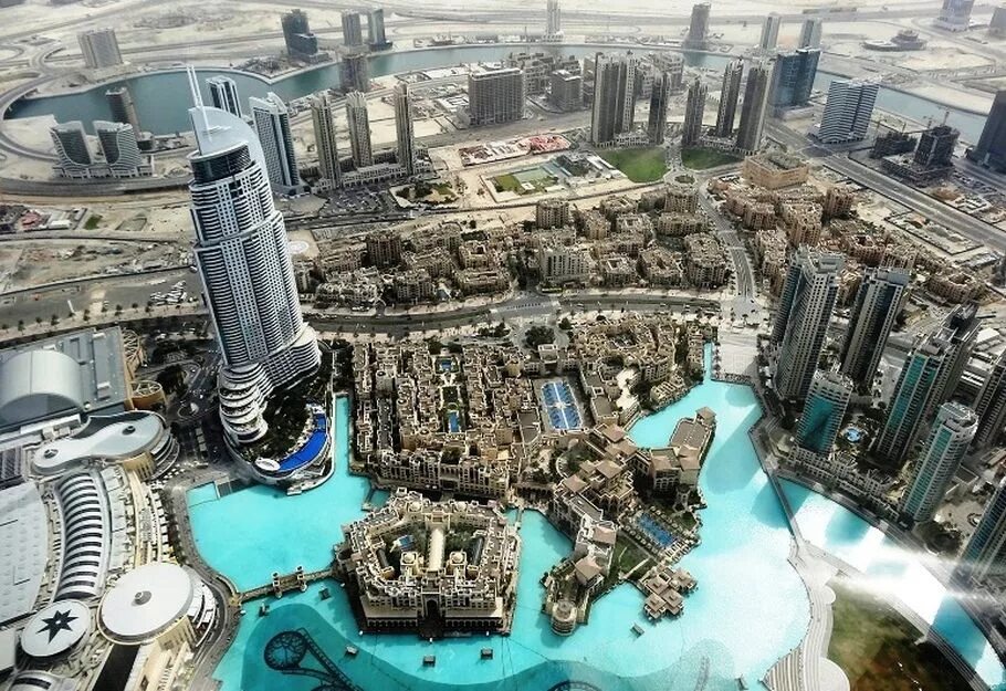 Реклама на бурдж халифа. Бурдж Халифа 2023. Бурдж Халифа 2021. Бурдж Халифа Дубай из космоса. Бурдж Халифа фасад.