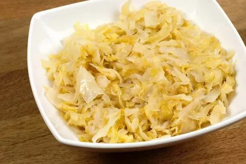 Тушеная капуста с маслом