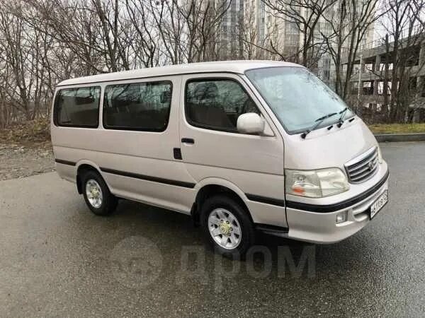 Toyota Hiace 2001. Toyota Hiace 2001 серый. Toyota Hiace 2001г дизель термостат. Куплю хайс в приморском