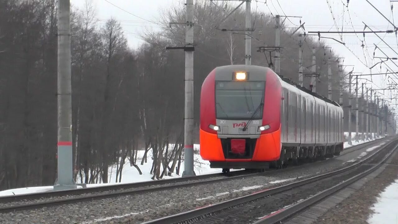 Ласточка смоленск сегодня. Смоленск Можайск Ласточка. Эс1-027 ''Ласточка'' Москва-Смоленск. Ласточка эс1 027. Ласточка Москва Смоленск.