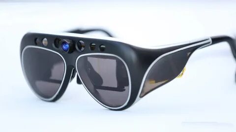 Meta glasses