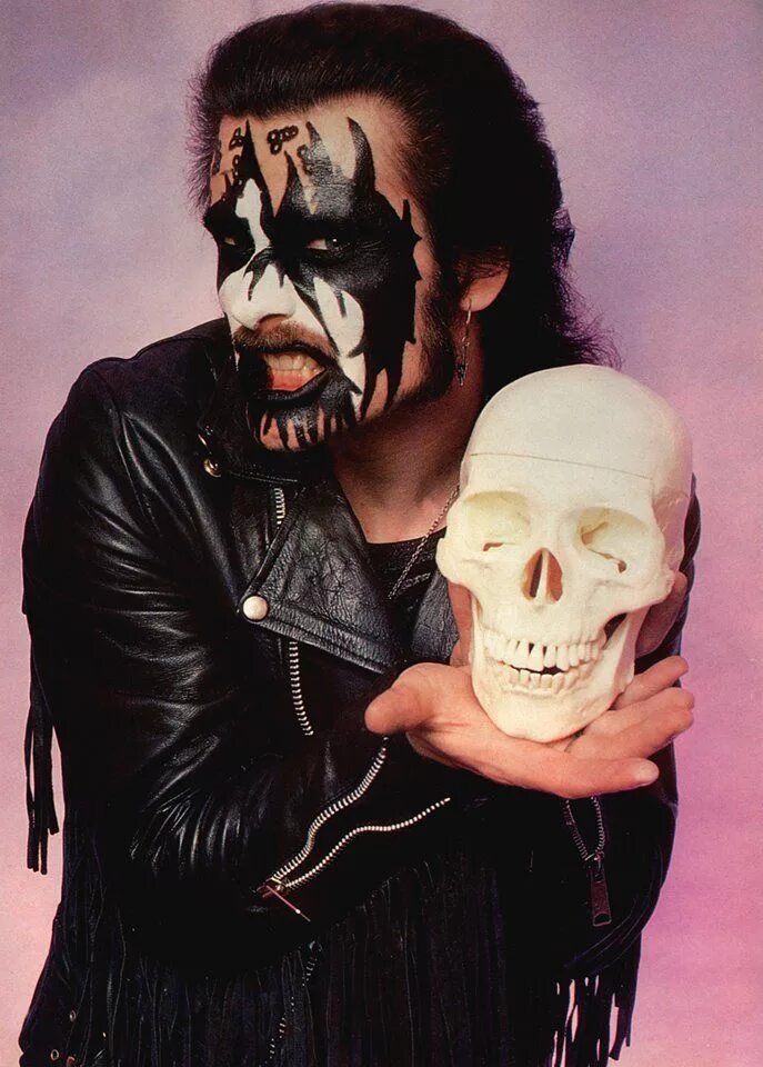 The King of Diamonds. King Diamond группа. King please