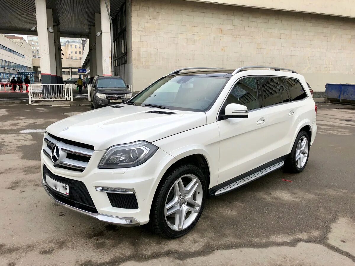 Купить мерседес gl 350. Mercedes gl x166 белый. Mercedes Benz gl 500 2014. Мерседес Бенц gl 166. Mercedes-Benz gl-class gl 500.