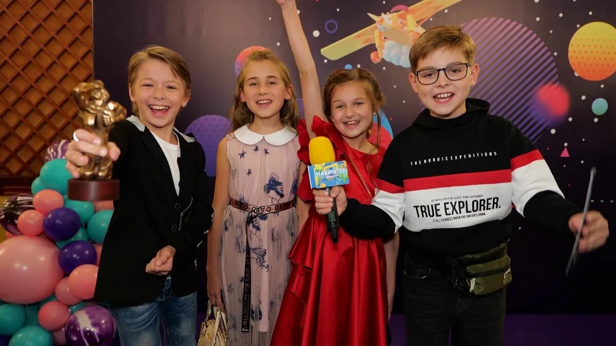 Программа навигатор карусель. Тэфи kids. ведущий на канале карусель. канал карусель 2025. канал карусель 2025.