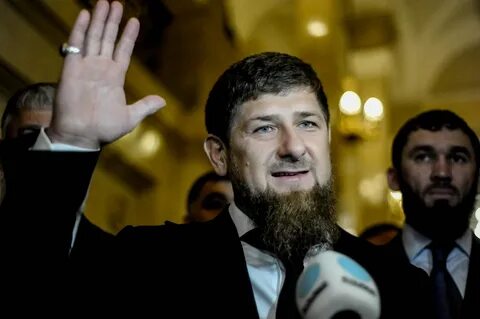 Кадыров рука