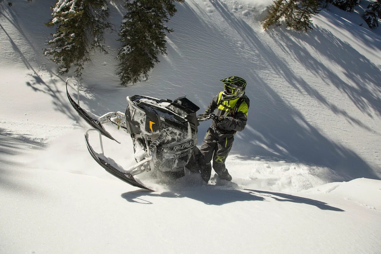 Snowmobile ru форум. Klim 509 снегоход. Снегоходный костюм Klim. Polaris Klim. Снегоход Klim 500.