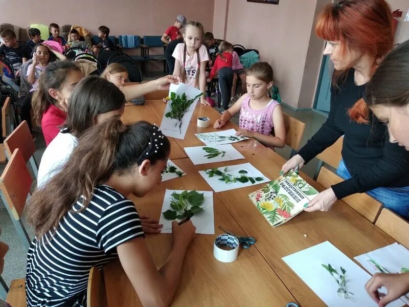 Экологический десант на пришкольный участок.. Пришкольный замечена никакой ешьте