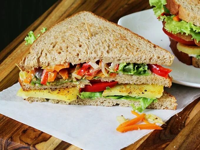 How many sandwiches are there