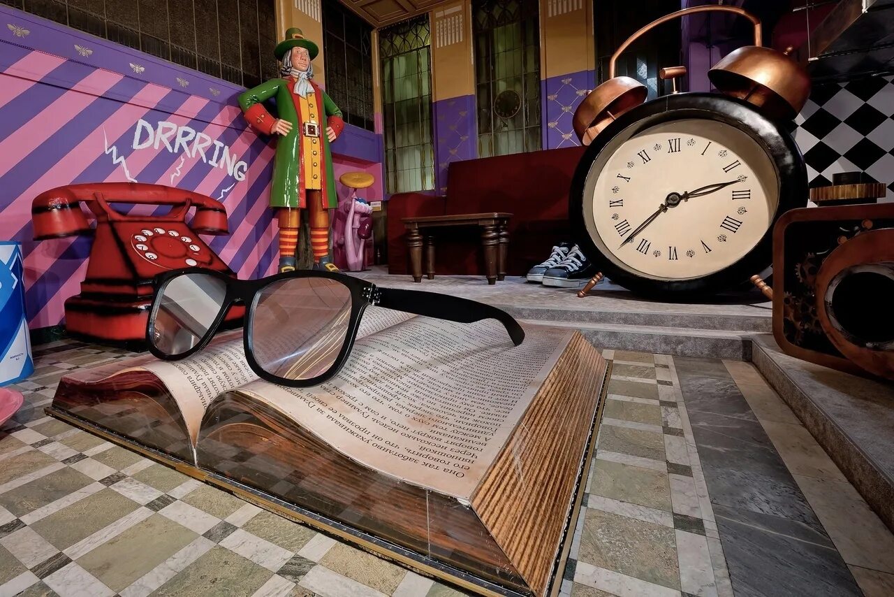 Музей дом великана в санкт-петербурге. Дом великанов и музей иллюзий в санкт-петербурге. Музей дом великана в санкт-петербурге. Музей великана в санкт-петербурге. Музей великанов в спб.