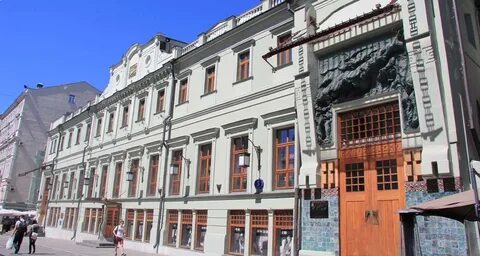 Малый художественный театр москва