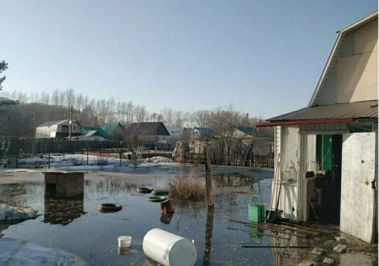 Уровень воды в реке уфа на сегодня. Уфа Нижегородка наводнение. Уфа Нижегородка весной. Нижегородка Уфа подтопления. Затопило дачу.