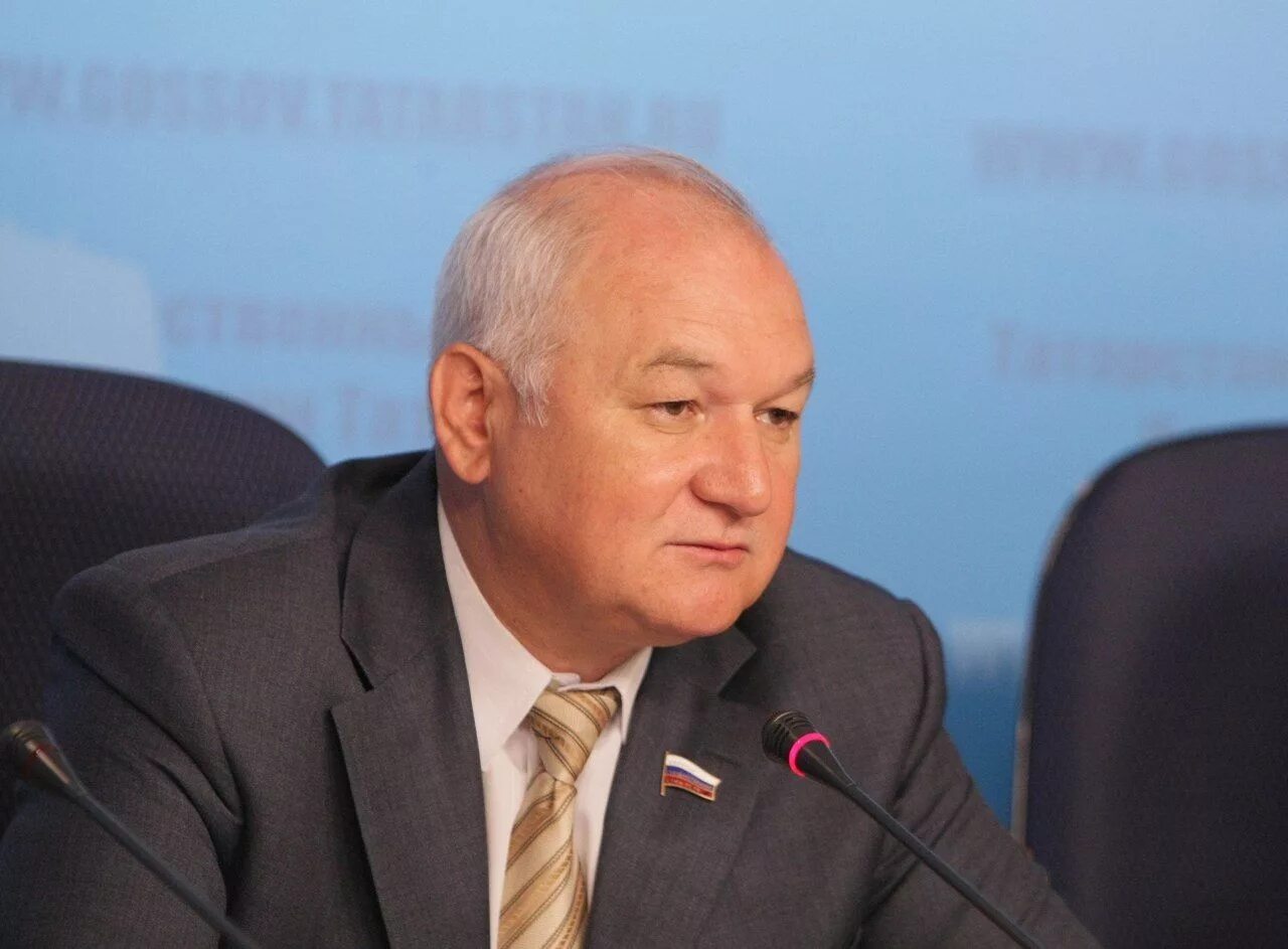 Гильмутдинов ильдар ирекович семья. Гильмутдинов ильдар ирекович. Ильдар ирекович. Гильмутдинов ильдар ирекович. Гильмутдинов ильдар ирекович.