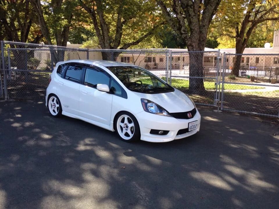 Honda fit ge8. Honda Fit RS ge8. Honda Jazz ge8. Хонда фит 8.